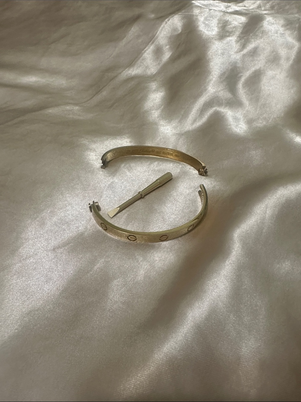 Luxury Inspired Gold Bangle Bracelet